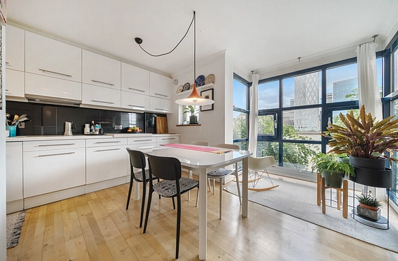 Rotherhithe Street, London, SE16 - Kinleigh Folkard & Hayward
