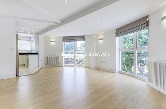 Melfield Gardens, London, SE6 - Kinleigh Folkard & Hayward
