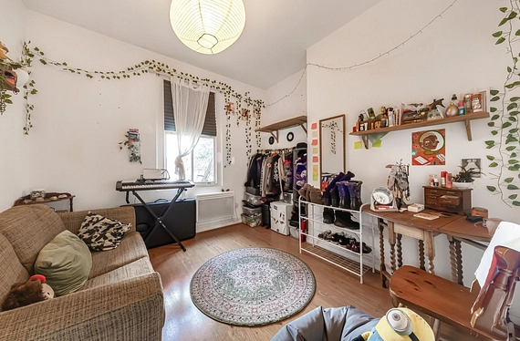 Rushey Green, Catford, London, SE6 - Kinleigh Folkard & Hayward