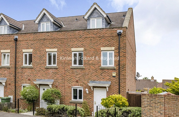 Gardenia Road, Bromley, BR1 - Kinleigh Folkard & Hayward