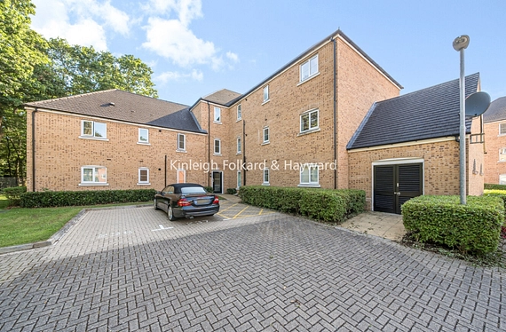 Waratah Drive, Chislehurst, Kent, BR7 - Kinleigh Folkard & Hayward