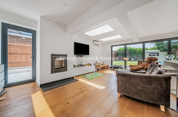 Hallam Close, Chislehurst, BR7 - Kinleigh Folkard & Hayward