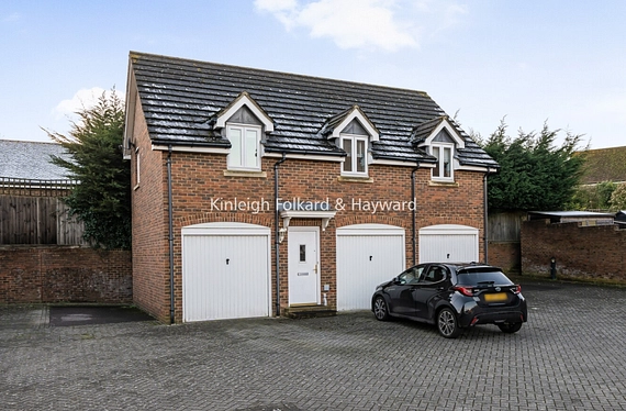 Gardenia Road, Bromley, Kent, BR1 - Kinleigh Folkard & Hayward