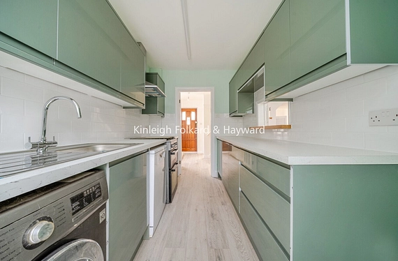 Elmstead Avenue, Chislehurst, BR7 - Kinleigh Folkard & Hayward