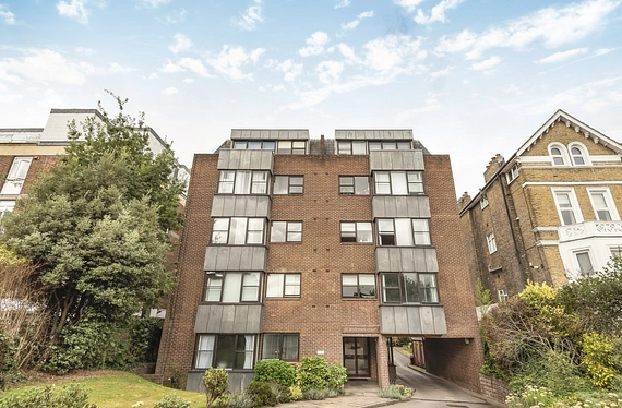 Bolton Road, London, W4 - Kinleigh Folkard & Hayward