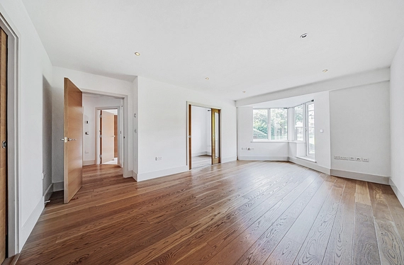 Strand Drive, Richmond, London, TW9 - Kinleigh Folkard & Hayward