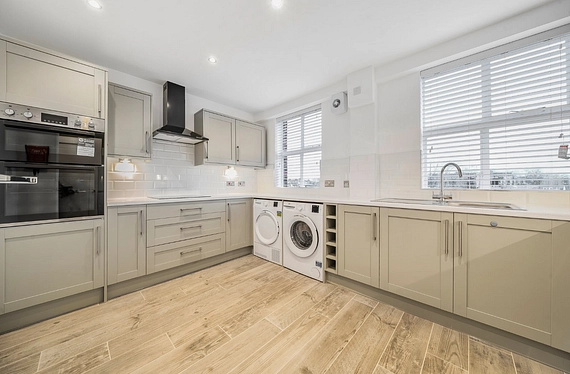 Wellesley Road, Chiswick, London, W4 - Kinleigh Folkard & Hayward