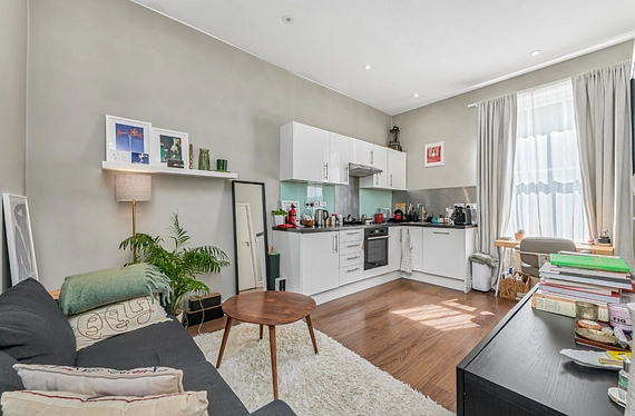 Kings Avenue, London, SW4 - Kinleigh Folkard & Hayward