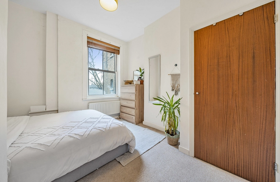 Gauden Road, Clapham North, London, SW4 - Kinleigh Folkard & Hayward