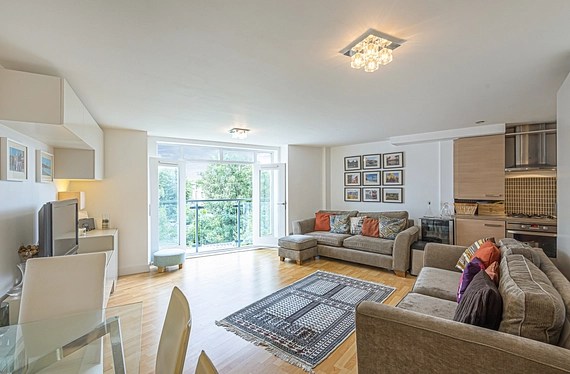 Union Road, London, SW4 - Kinleigh Folkard & Hayward