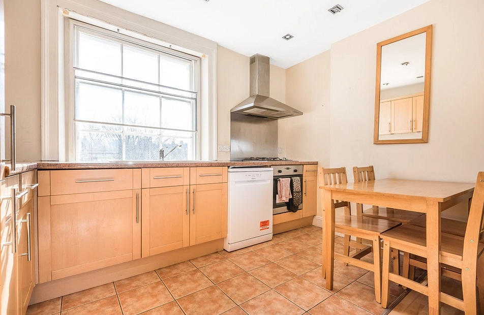 Wandsworth Road, London, SW8 - Kinleigh Folkard & Hayward