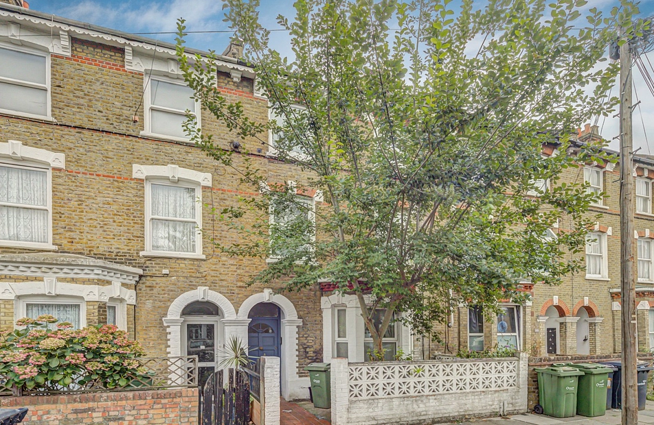 Santley Street, London, SW4 - Kinleigh Folkard & Hayward