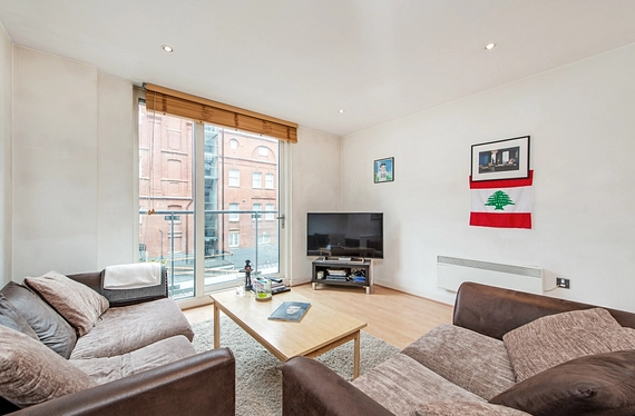Brewhouse Yard, London, EC1V - Kinleigh Folkard & Hayward