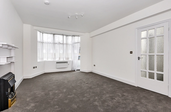 Gray's Inn Road, Bloomsbury, London, WC1X - Kinleigh Folkard & Hayward