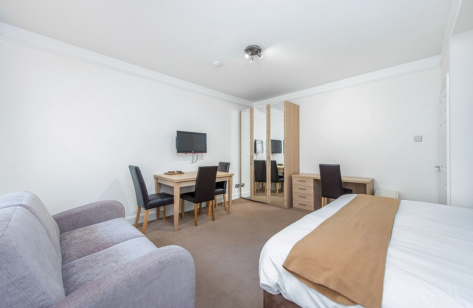 Upper Woburn Place, London, WC1H - Kinleigh Folkard & Hayward