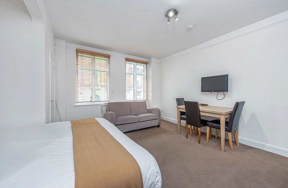 Upper Woburn Place, London, WC1H - Kinleigh Folkard & Hayward
