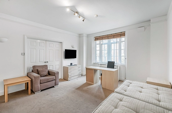 Upper Woburn Place, London, WC1H - Kinleigh Folkard & Hayward