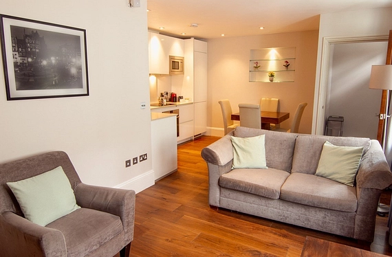 Tavistock Place, Russel Square, London, WC1H - Kinleigh Folkard & Hayward