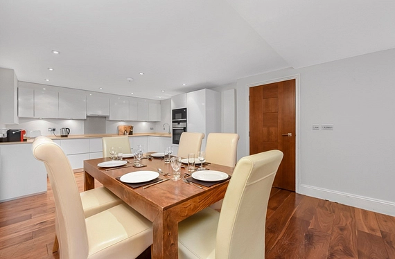 Tavistock Place, London, WC1H - Kinleigh Folkard & Hayward