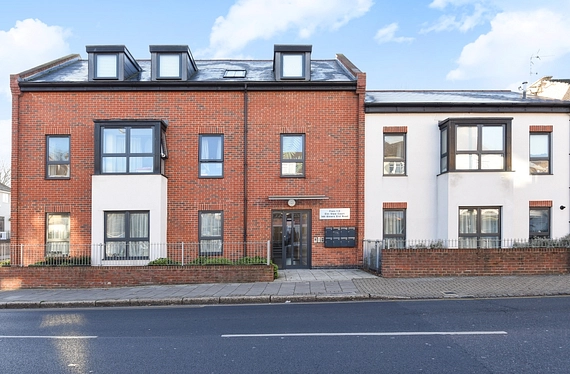 Elmers End Road, Beckenham, Kent, BR3 - Kinleigh Folkard & Hayward