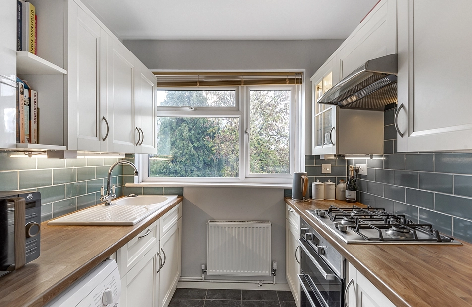 Holmesdale Close, London, SE25 - Kinleigh Folkard & Hayward