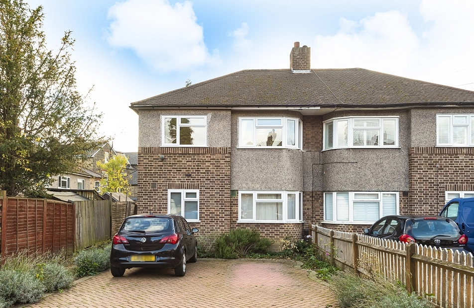 Holmesdale Close, London, SE25 - Kinleigh Folkard & Hayward