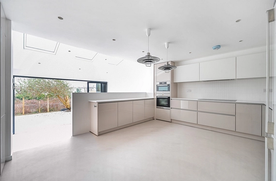 Pittville Gardens, London, SE25 - Kinleigh Folkard & Hayward