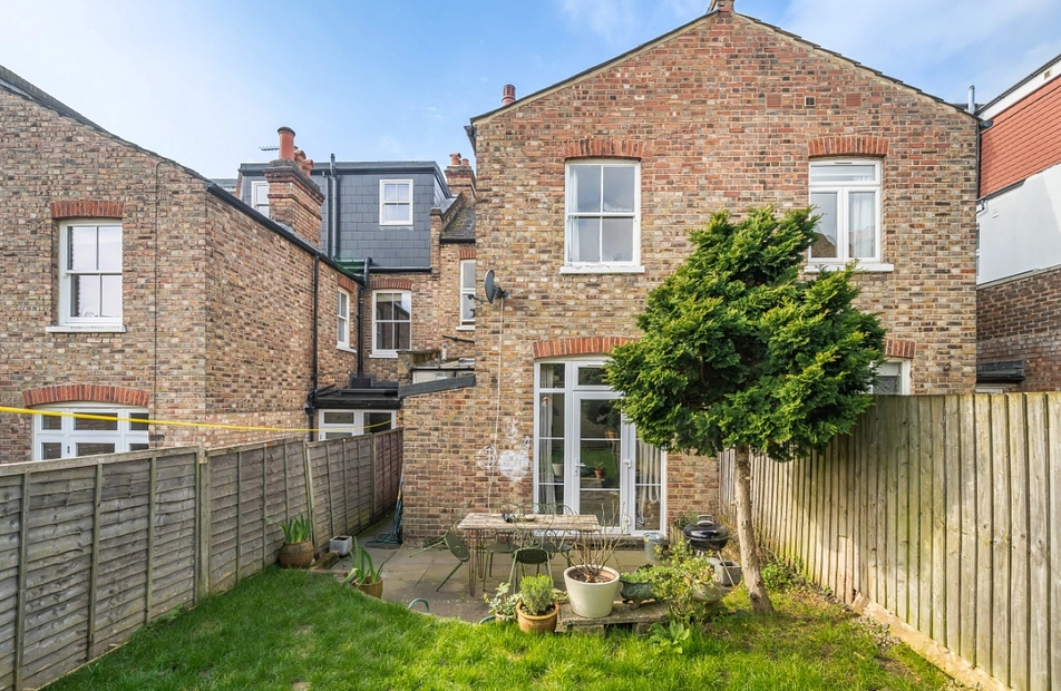 Ruskin Walk, Herne Hill, London, SE24 - Kinleigh Folkard & Hayward