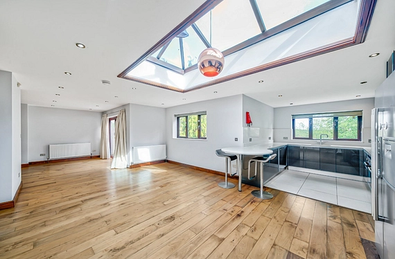 Northiam, London, N12 - Kinleigh Folkard & Hayward