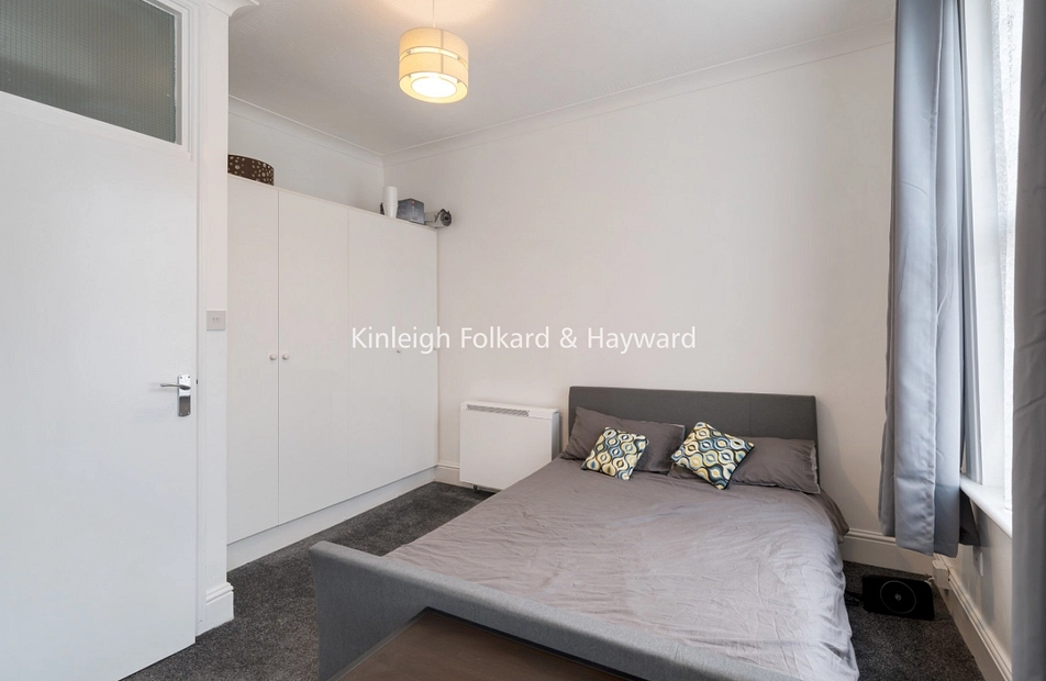 Holly Park Road, London, N11 - Kinleigh Folkard & Hayward
