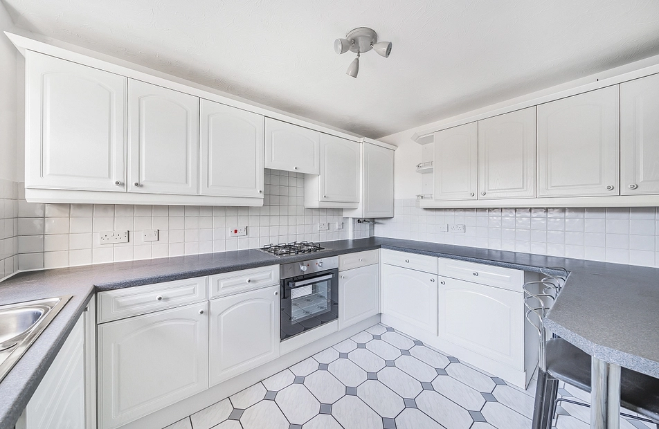 Alexandra Grove, London, N12 - Kinleigh Folkard & Hayward