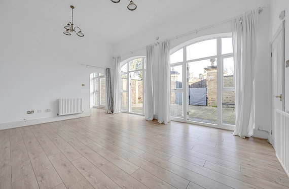 Royal Drive, London, N11 - Kinleigh Folkard & Hayward