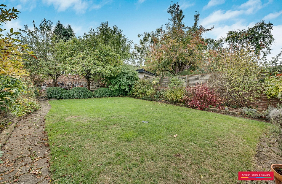 Hemington Avenue, London, N11 - Kinleigh Folkard & Hayward