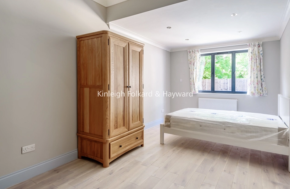 Sneath Avenue, London, NW11 - Kinleigh Folkard & Hayward