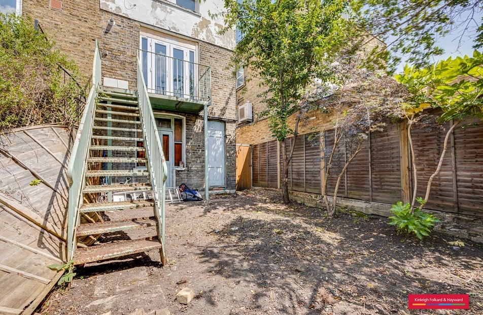 Wandsworth Bridge Road, London, SW6 - Kinleigh Folkard & Hayward