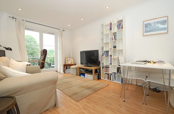 Brompton Park Crescent, London, SW6 - Kinleigh Folkard & Hayward