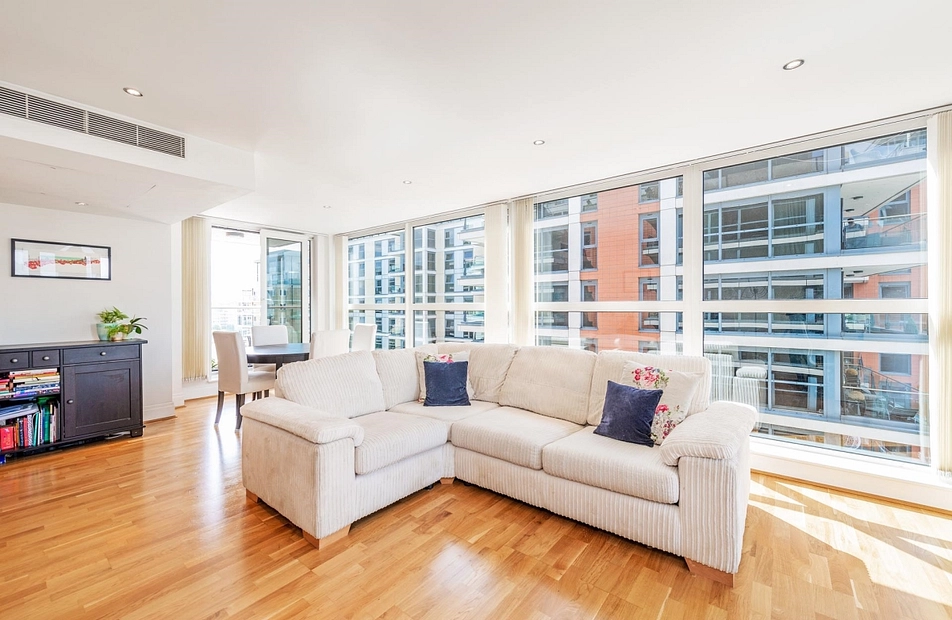 Harbour Reach, Imperial Wharf, The Boulevard, London, SW6 - Kinleigh Folkard & Hayward