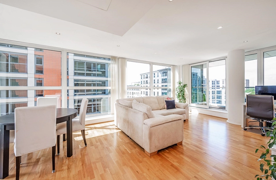 Harbour Reach, Imperial Wharf, The Boulevard, London, SW6 - Kinleigh Folkard & Hayward