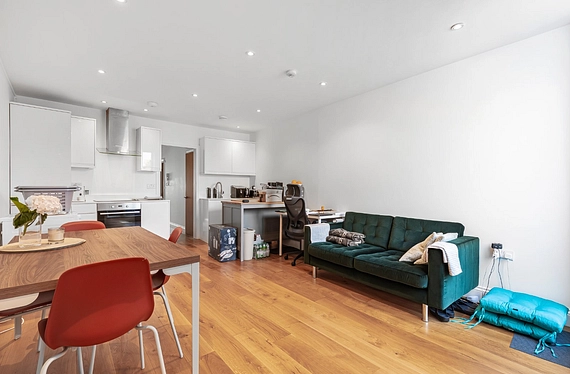 North End Road, Fulham, London, SW6 - Kinleigh Folkard & Hayward