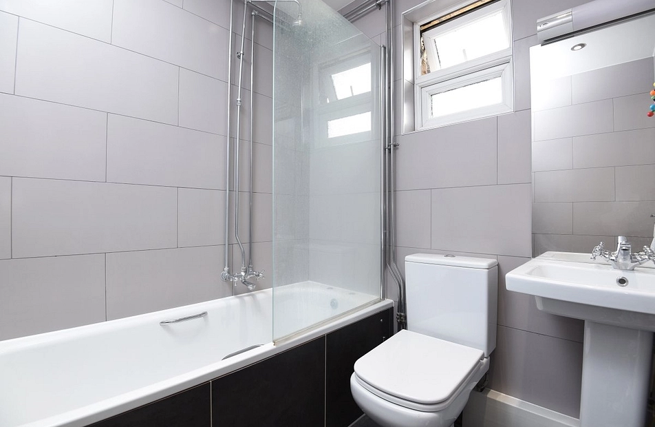 Kilmarsh Road, Hammersmith, London, W6 - Kinleigh Folkard & Hayward