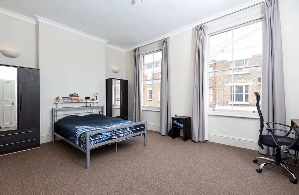 Kilmarsh Road, Hammersmith, London, W6 - Kinleigh Folkard & Hayward