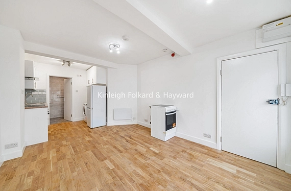 Green Lanes, London, N16 - Kinleigh Folkard & Hayward