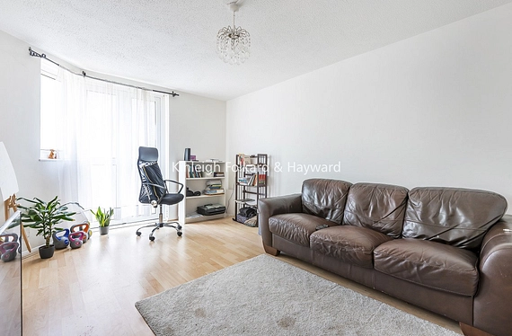 Deal Walk, Oval, London, SW9 - Kinleigh Folkard & Hayward