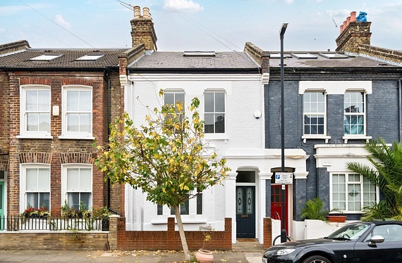 Goldsboro Road, London, SW8 - Kinleigh Folkard & Hayward