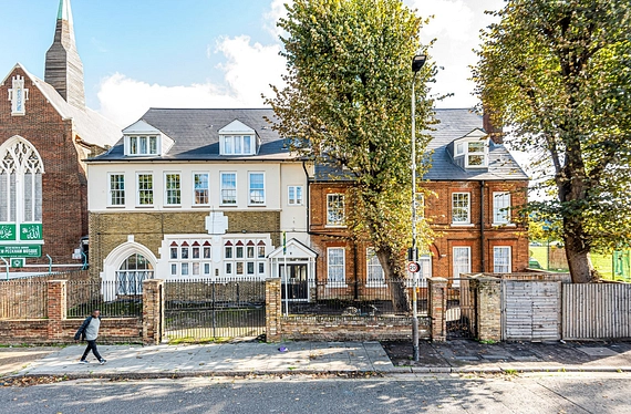 Cobourg Road, Camberwell, SE5 - Kinleigh Folkard & Hayward