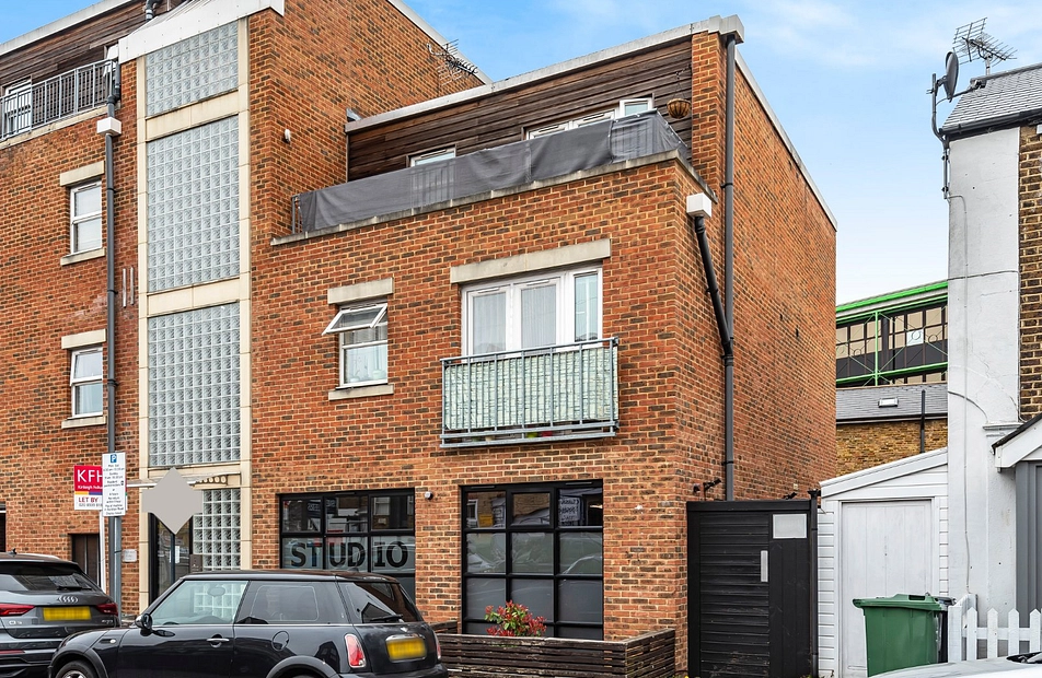 Southsea Road, Kingston Upon Thames, Surrey, KT1 - Kinleigh Folkard & Hayward