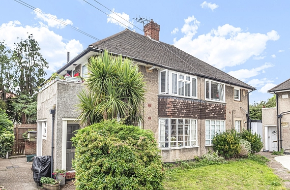 Grove Close, Kingston Upon Thames, Surrey, KT1 - Kinleigh Folkard & Hayward