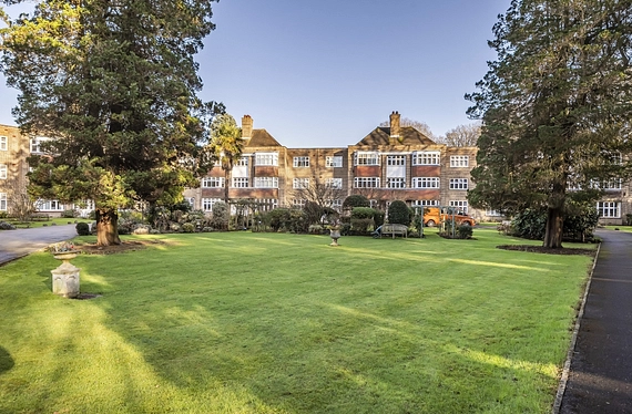 Imber Close, Esher, KT10 - Kinleigh Folkard & Hayward