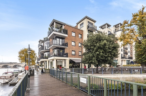 Charter Quay, Kingston Upon Thames, Surrey, KT1 - Kinleigh Folkard & Hayward