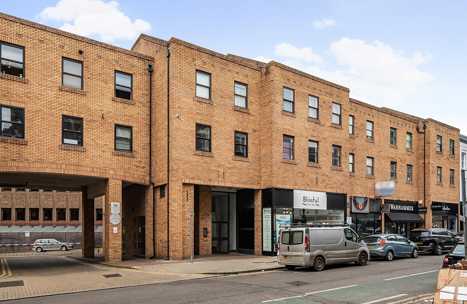 Fife Road, Kingston Upon Thames, KT1 - Kinleigh Folkard & Hayward